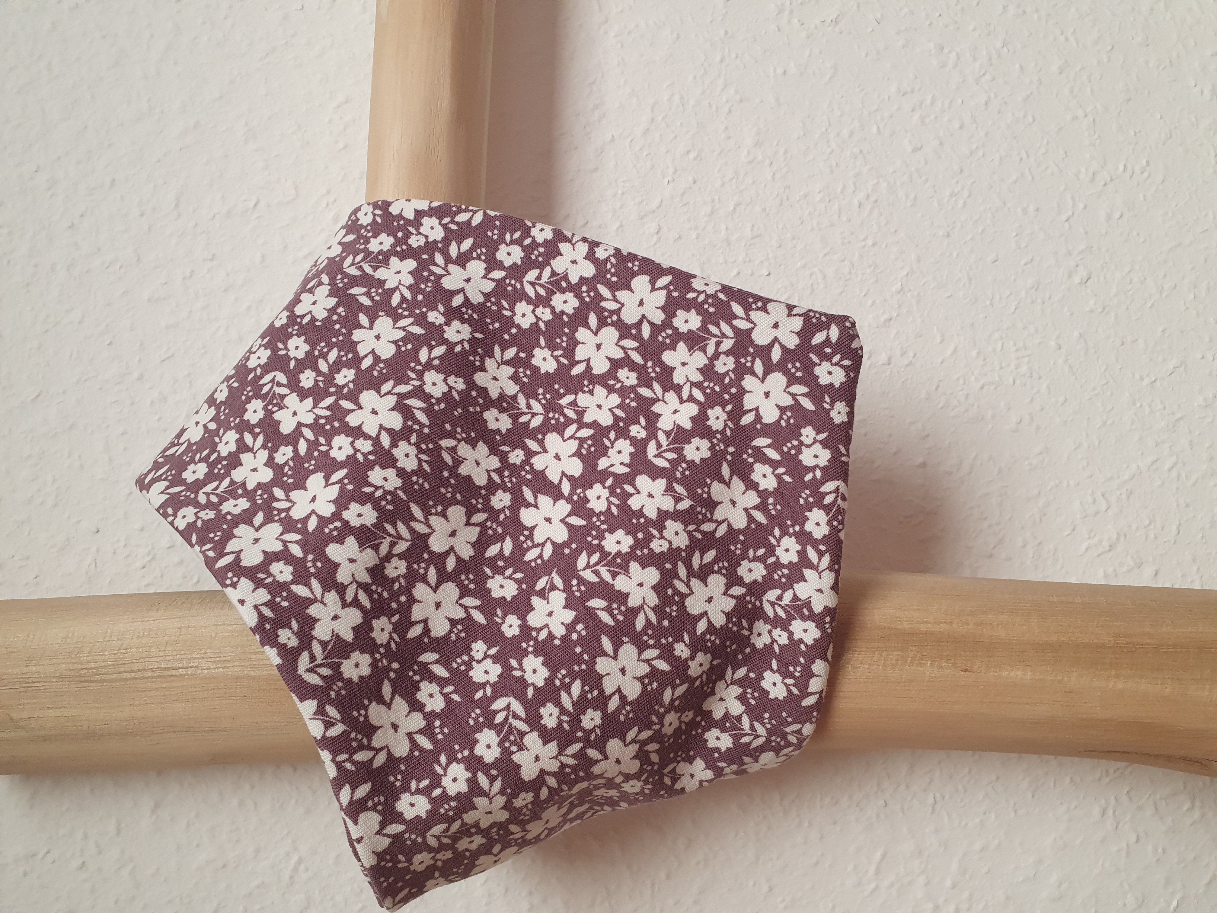 Dreieckstuch Blümchen lila 