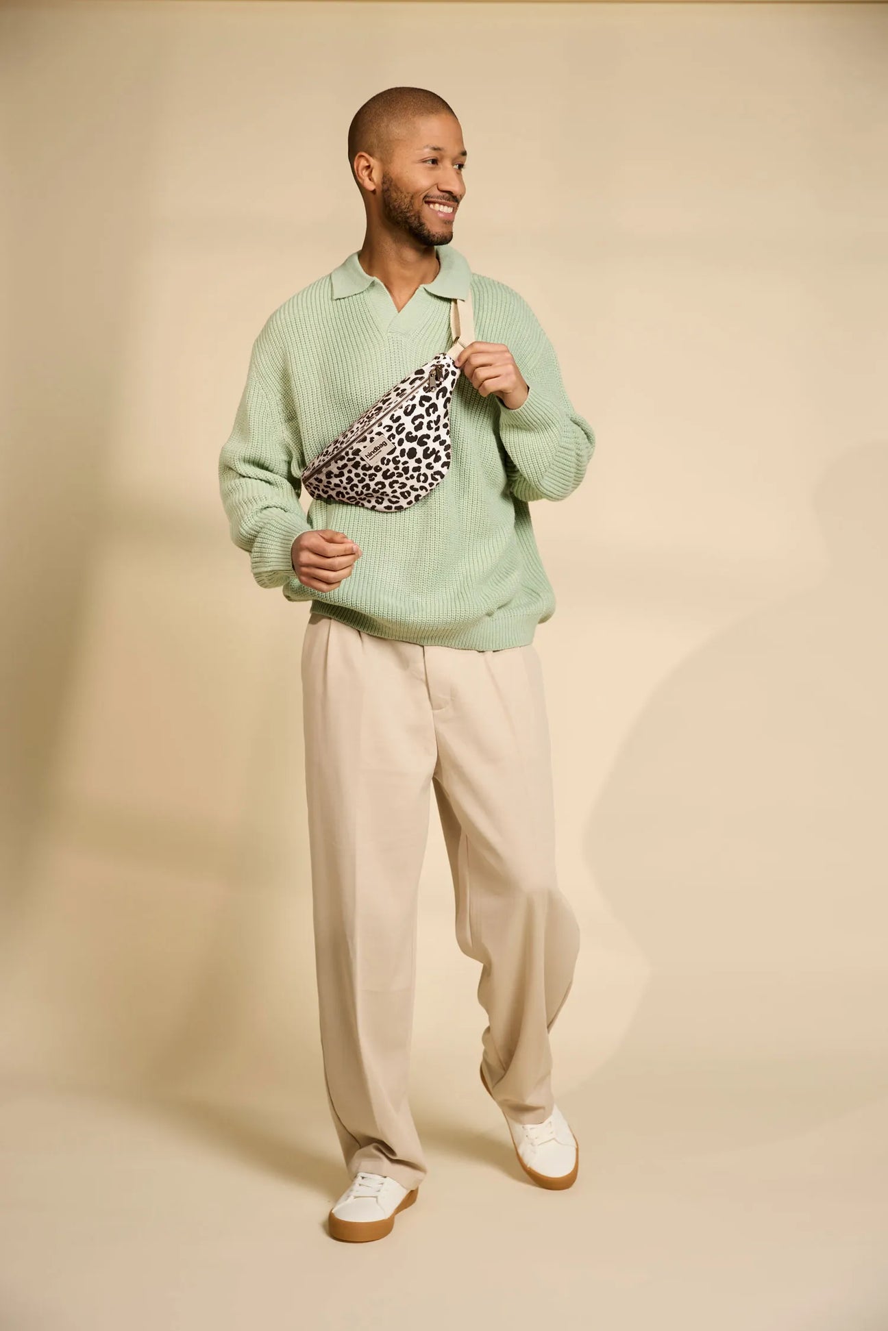 Fanny Pack Olivia Leo hell